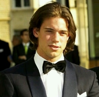 眞子さま、小室圭さんとの婚約会見が9月3日の午前に決まった皇室事情とは