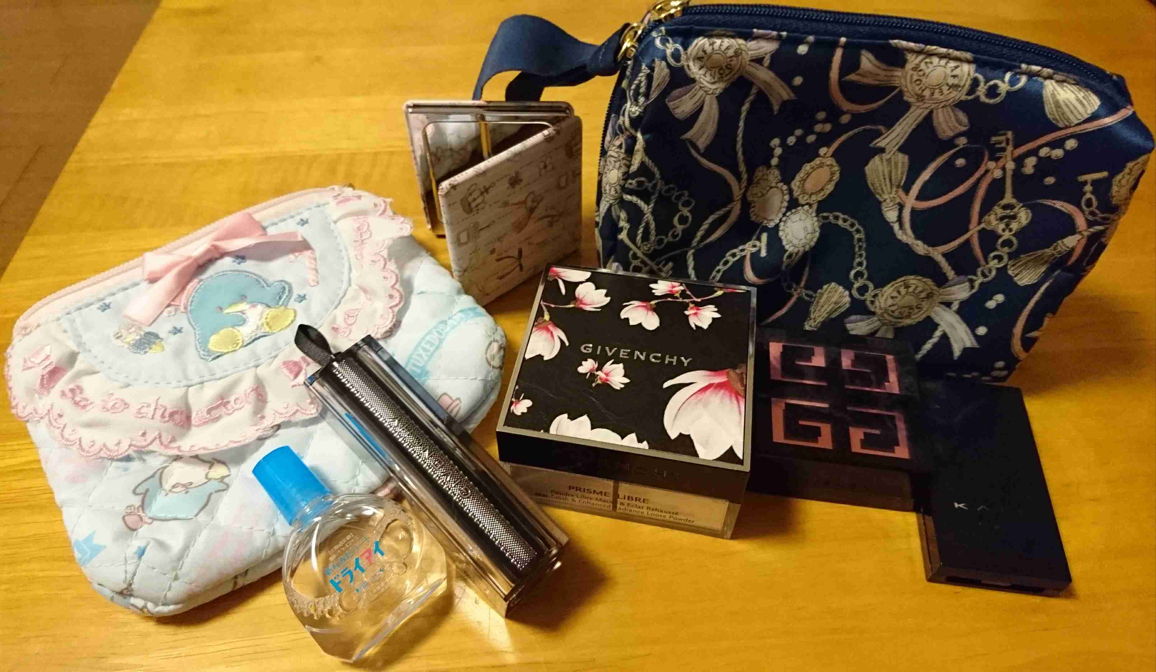 ポーチの中身を見せてください！2017夏