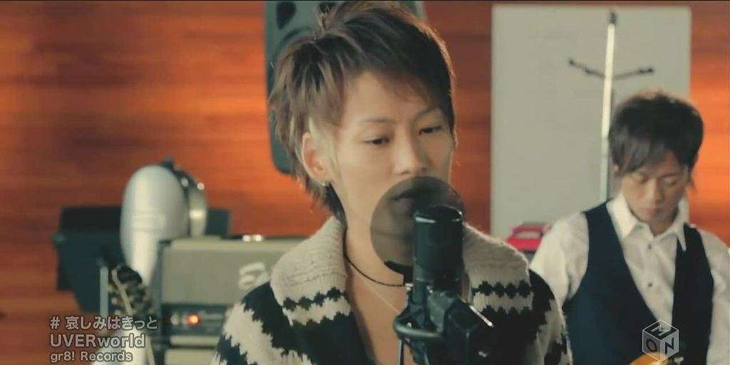 声に透明感がある歌手は？