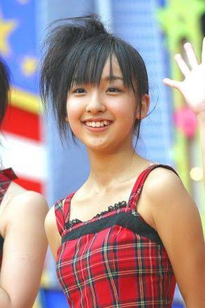 板野友美の写真集、白石麻衣に次ぐスピード重版決定　書店も「今年に入って最大の人気」とコメント