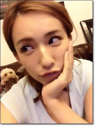 板野友美の写真集、白石麻衣に次ぐスピード重版決定　書店も「今年に入って最大の人気」とコメント