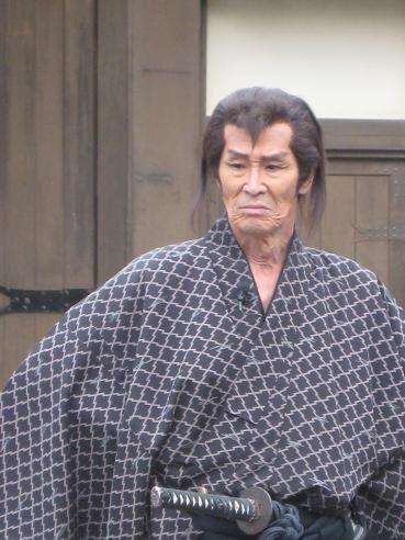 現役でそれなりに知名度あるけどガルちゃんで名前を見た事のない芸能人