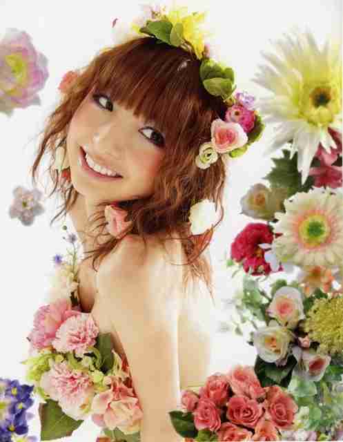 篠田麻里子、カラコン&ツインテール姿が話題「若返ってる」