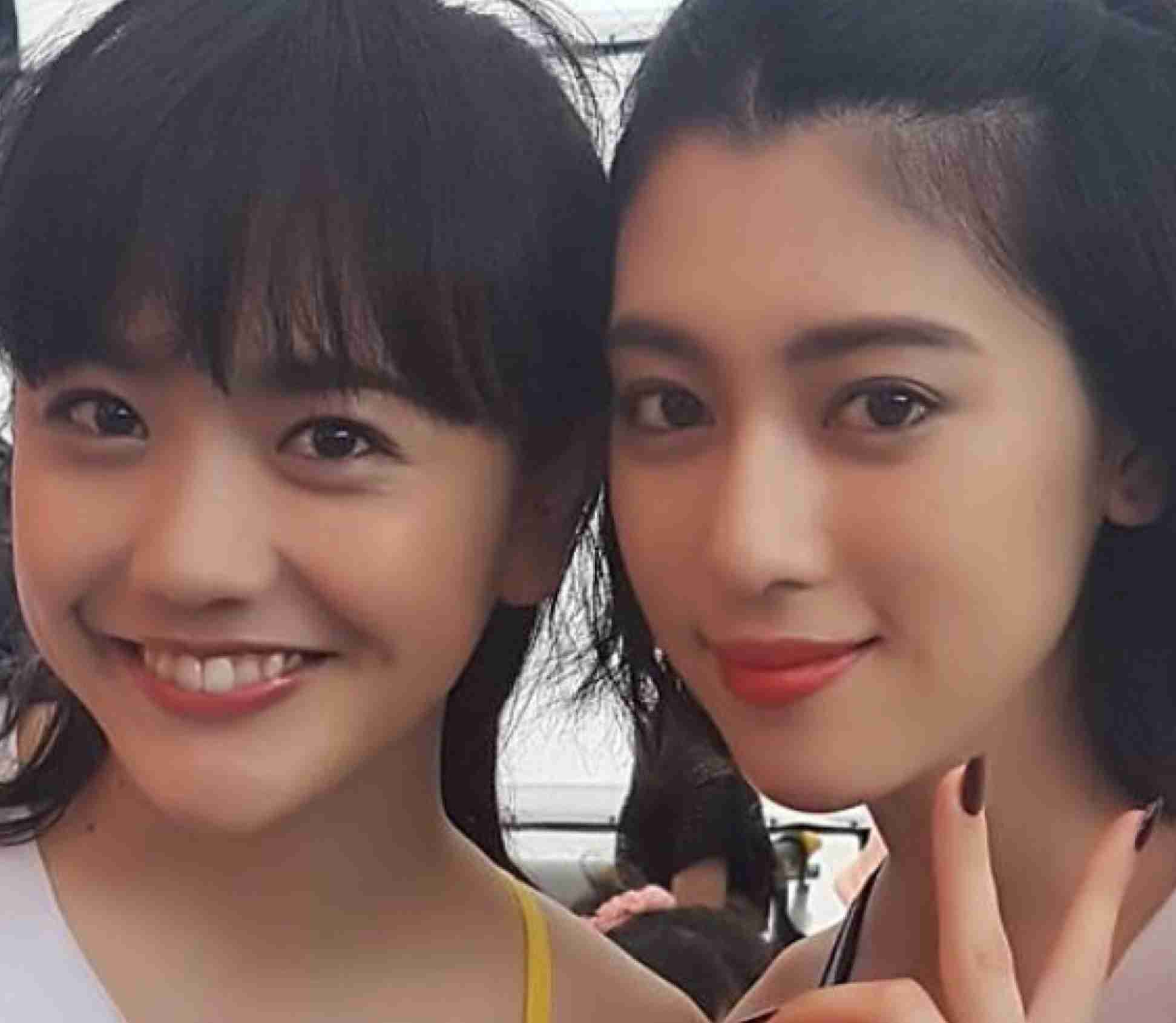 女優のツーショット画像