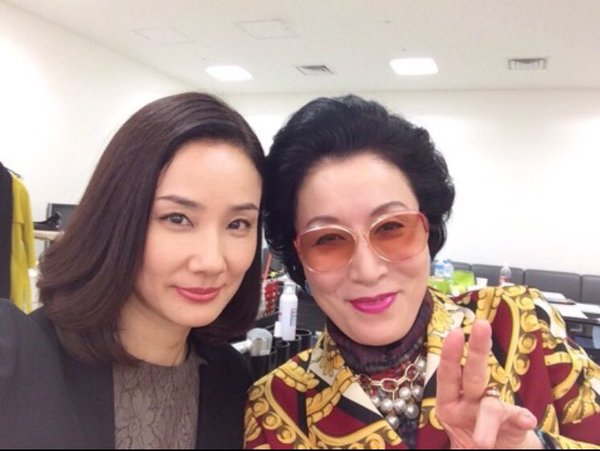 女優のツーショット画像