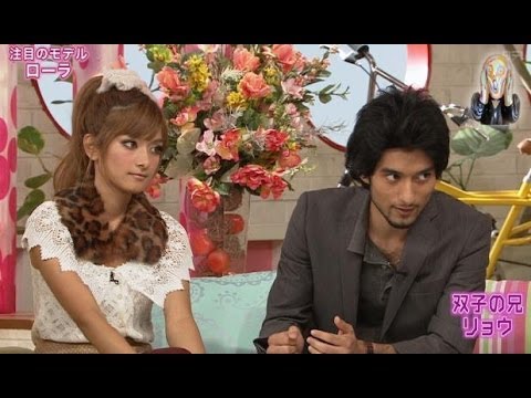 ローラ、スイカ風？大胆衣装で美脚披露