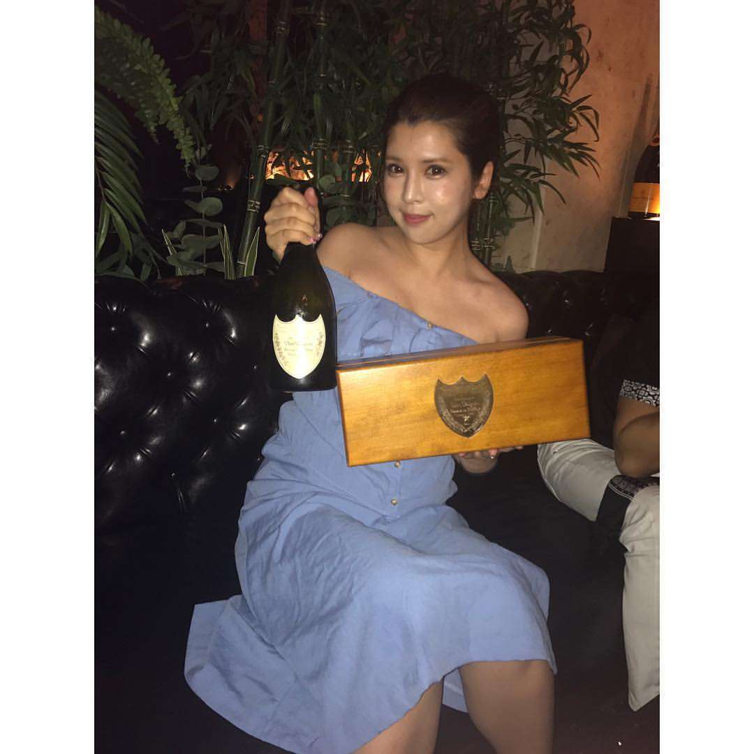 坂口杏里、お気に入りの客と同伴出勤「すごく楽しみ」