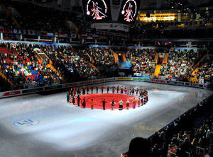 公演準備の態度に「差」…親日のアリアナ・グランデに韓国ファンは激怒