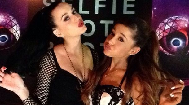 公演準備の態度に「差」…親日のアリアナ・グランデに韓国ファンは激怒