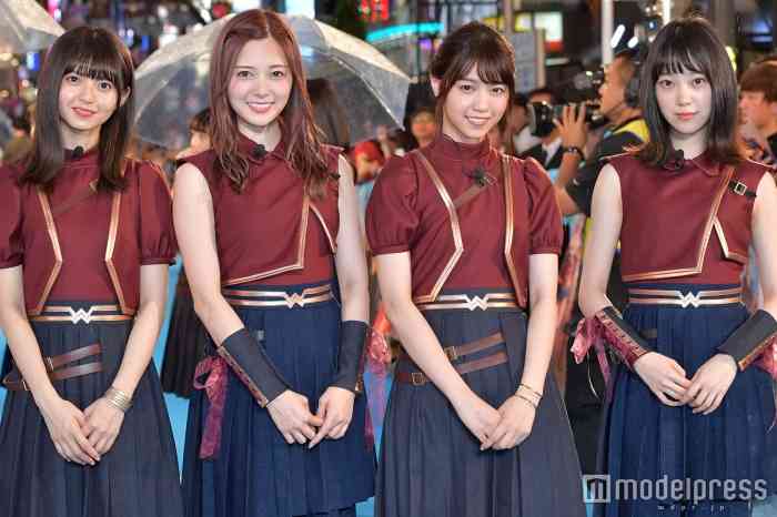 吉田沙保里、ワンダーウーマンコスプレで最強の美女戦士に変身！