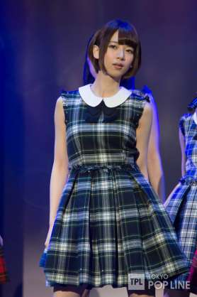 好きな女性アイドルグループの好きな衣装を貼るトピ