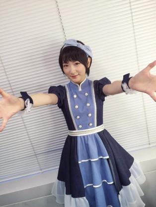 好きな女性アイドルグループの好きな衣装を貼るトピ
