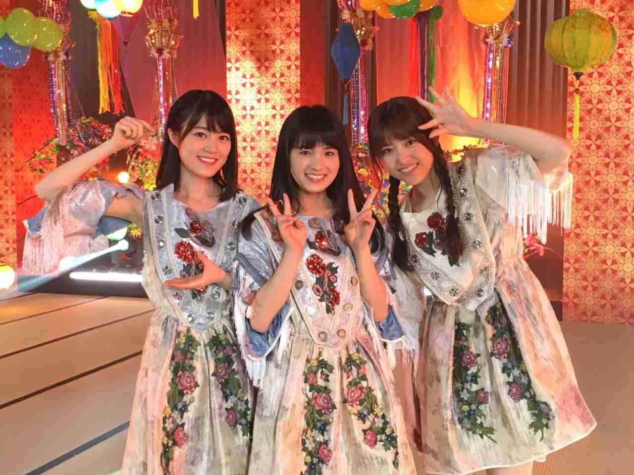 好きな女性アイドルグループの好きな衣装を貼るトピ