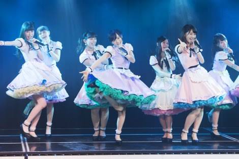 好きな女性アイドルグループの好きな衣装を貼るトピ