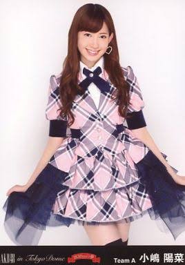 好きな女性アイドルグループの好きな衣装を貼るトピ