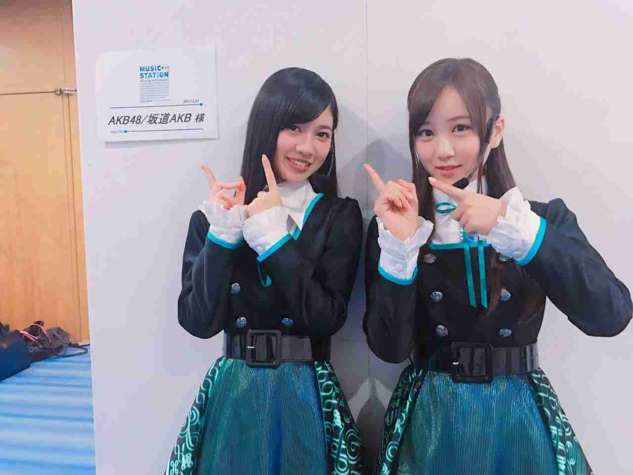 好きな女性アイドルグループの好きな衣装を貼るトピ