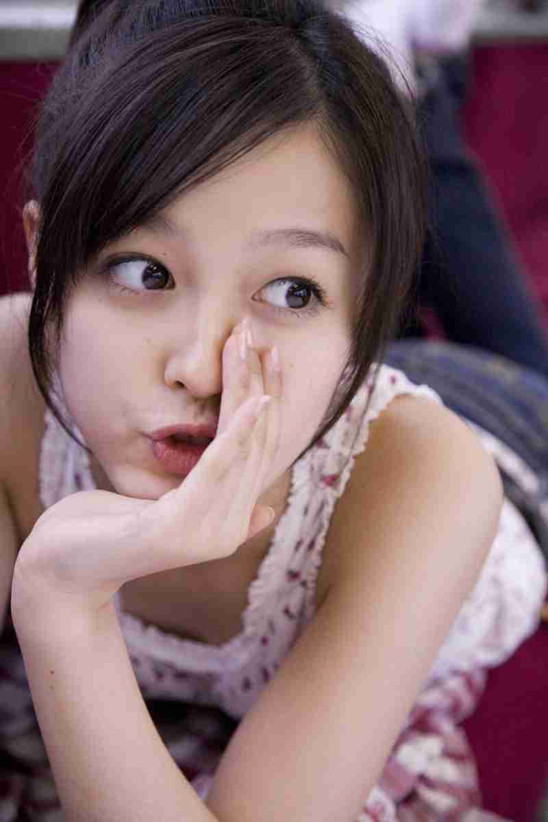 自称じゃなくて、サバサバしてると思う芸能人は誰だと思いますか?