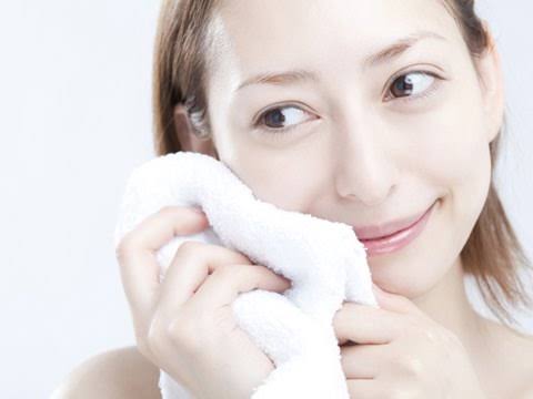 朝の肌のお手入れ
