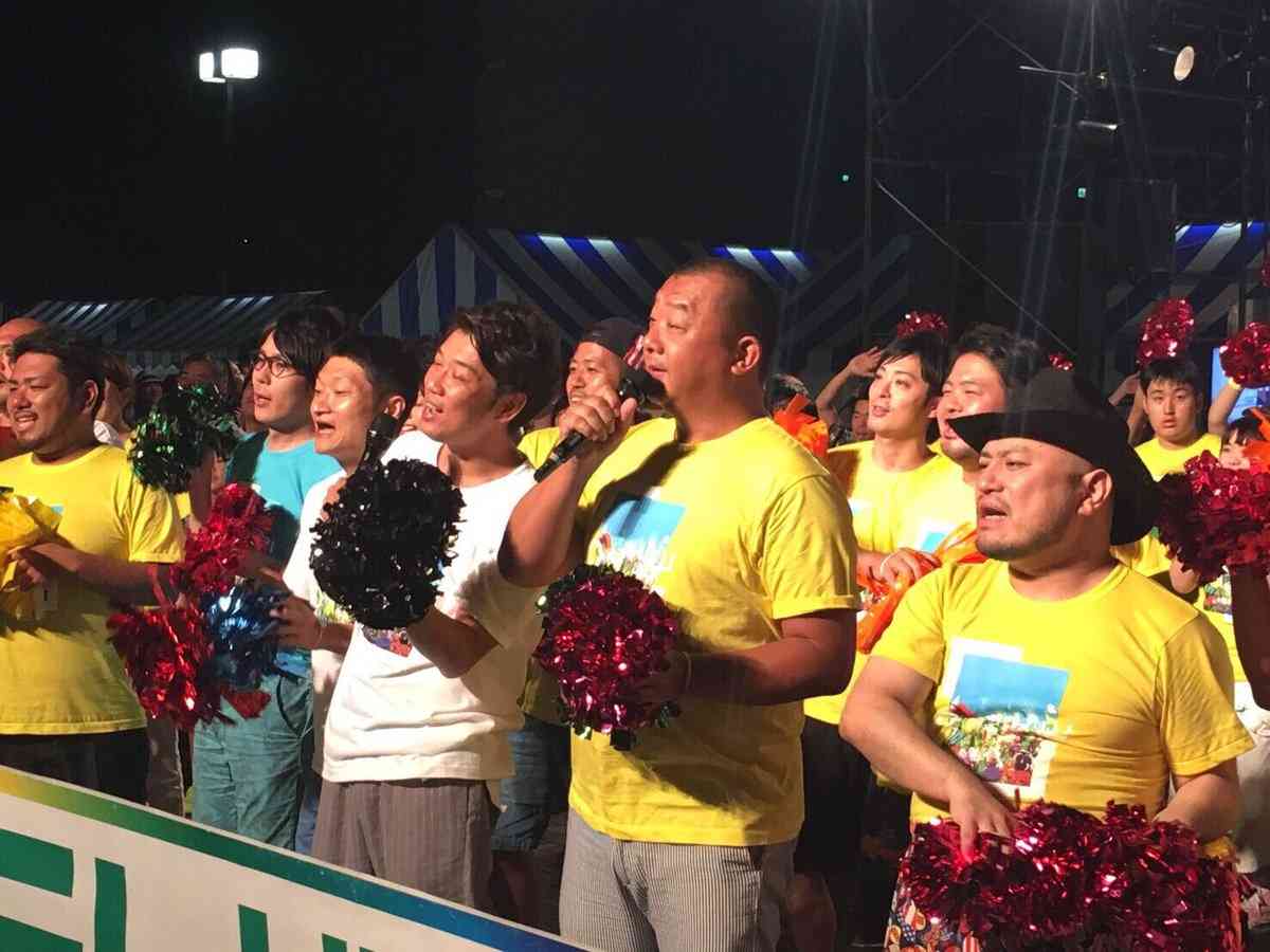 24時間テレビのチャリTシャツを着た有名人の画像を貼るトピ