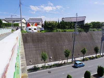 〈苦手な人注意〉巨大建造物を貼るトピ