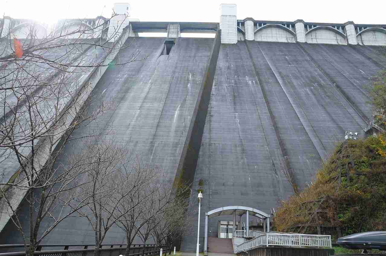 〈苦手な人注意〉巨大建造物を貼るトピ