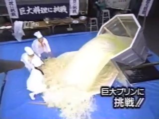 はじめしゃちょー、今度は浴槽でカレーを作り話題に