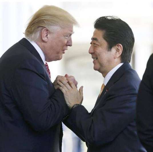 皆さん元カレの話を今カレ、旦那に話しますか？
