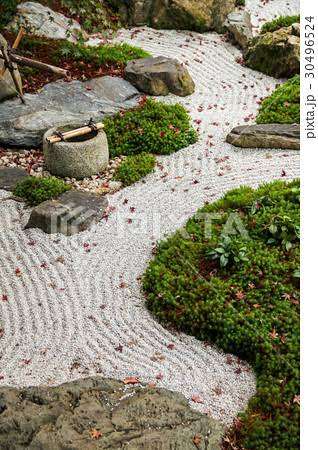 日本庭園に癒されるトピ