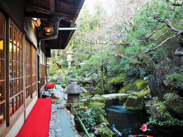 日本庭園に癒されるトピ