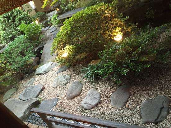 日本庭園に癒されるトピ