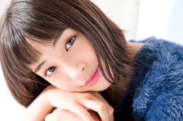 インターネット情報で「イメージが変わった」芸能人2位ローラ、1位は…
