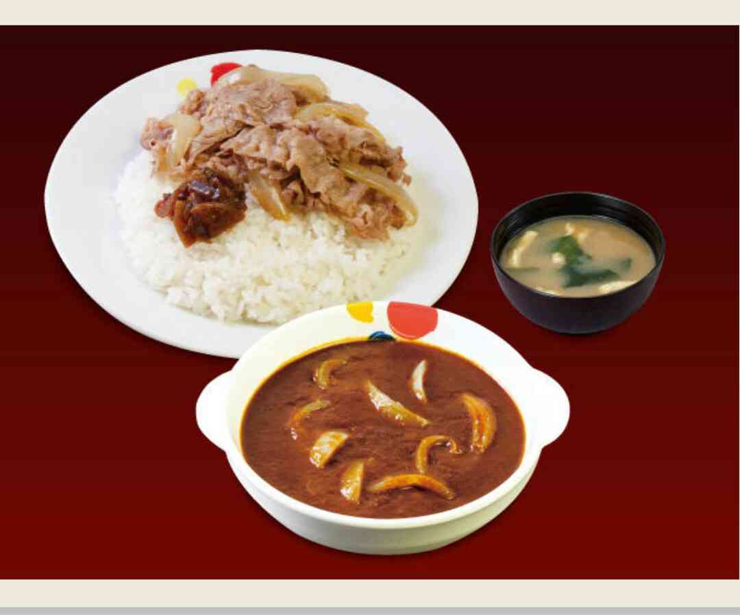 TGS売店「ステーキカレー」にまさかのクレーム 「明らかにバラ肉」「注文間違えたかと...」