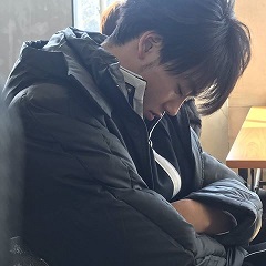 【画像】目を瞑っている芸能人