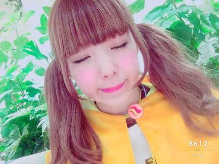 【画像】目を瞑っている芸能人