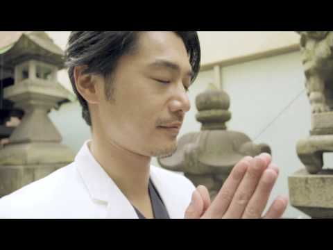【画像】目を瞑っている芸能人