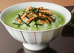 お腹がへって、寝れません！！