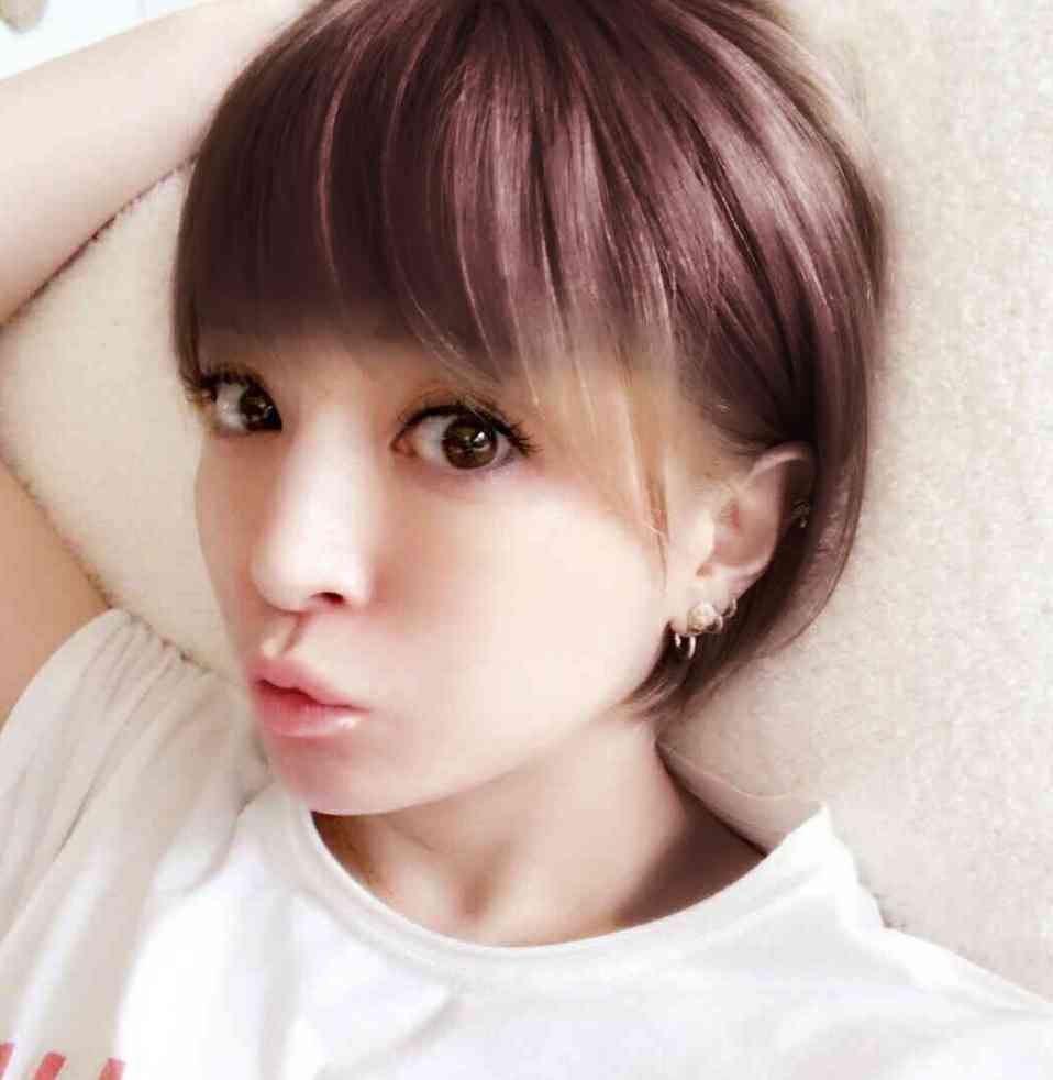 浜崎あゆみ「ミルクティー色にしたよ」 「この髪型やっぱ好き」「可愛いすぎ」