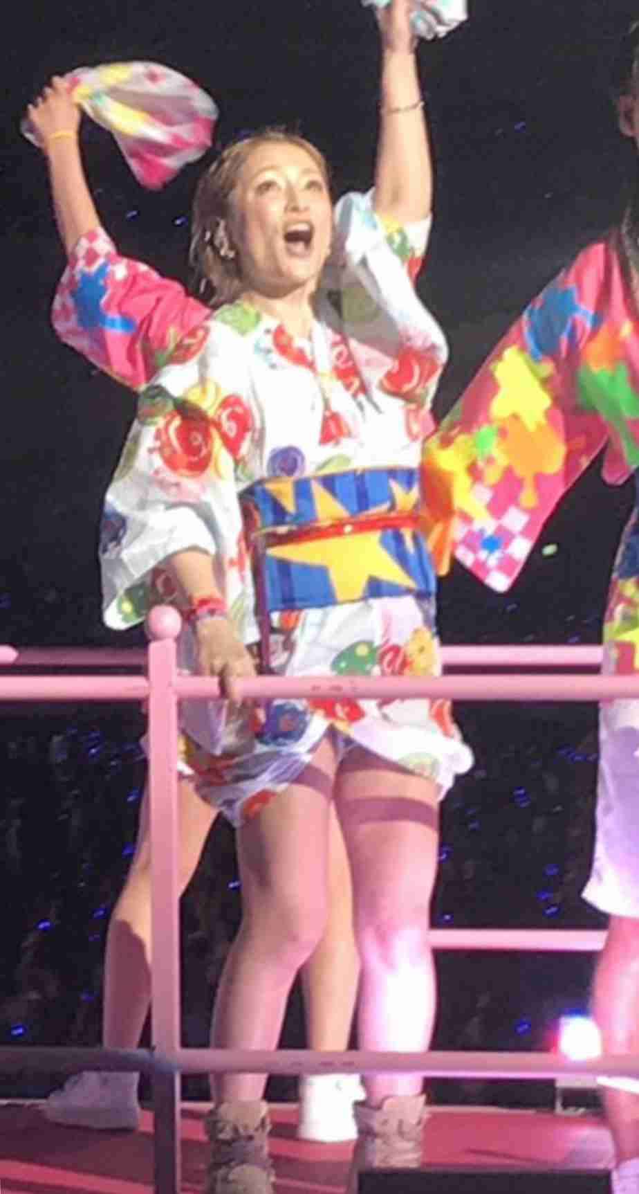浜崎あゆみ「ミルクティー色にしたよ」 「この髪型やっぱ好き」「可愛いすぎ」