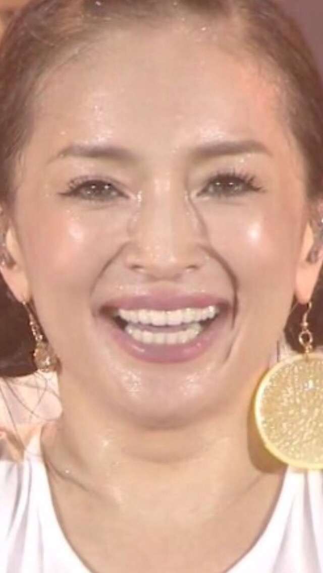 浜崎あゆみ「ミルクティー色にしたよ」 「この髪型やっぱ好き」「可愛いすぎ」
