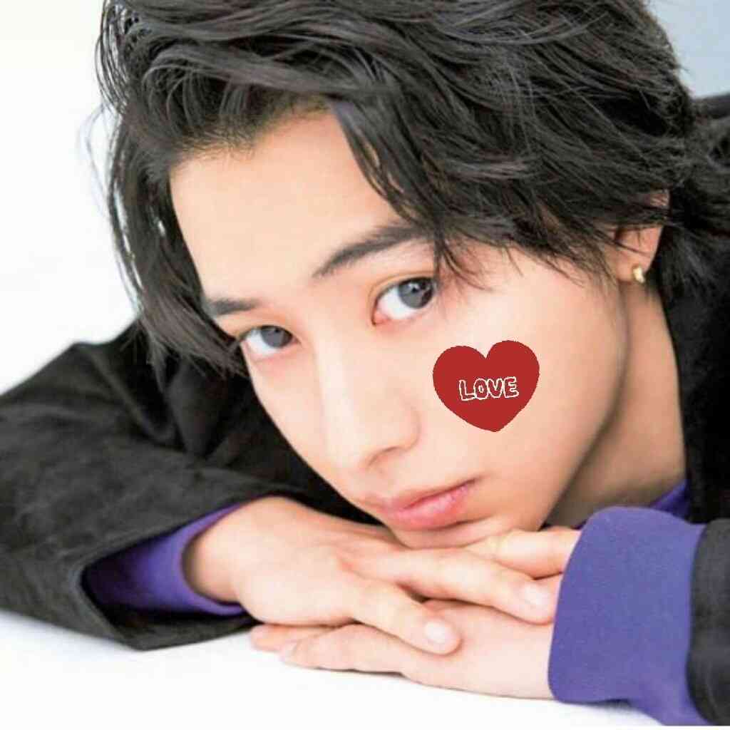 好きな俳優と一夜を共に過ごせるならいくら出す?