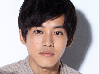 好きな俳優と一夜を共に過ごせるならいくら出す?