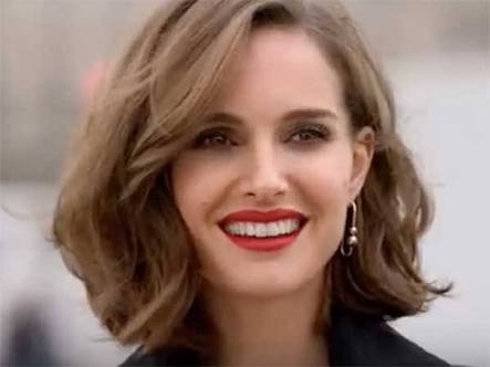 ショートヘア・セミロングの外国人