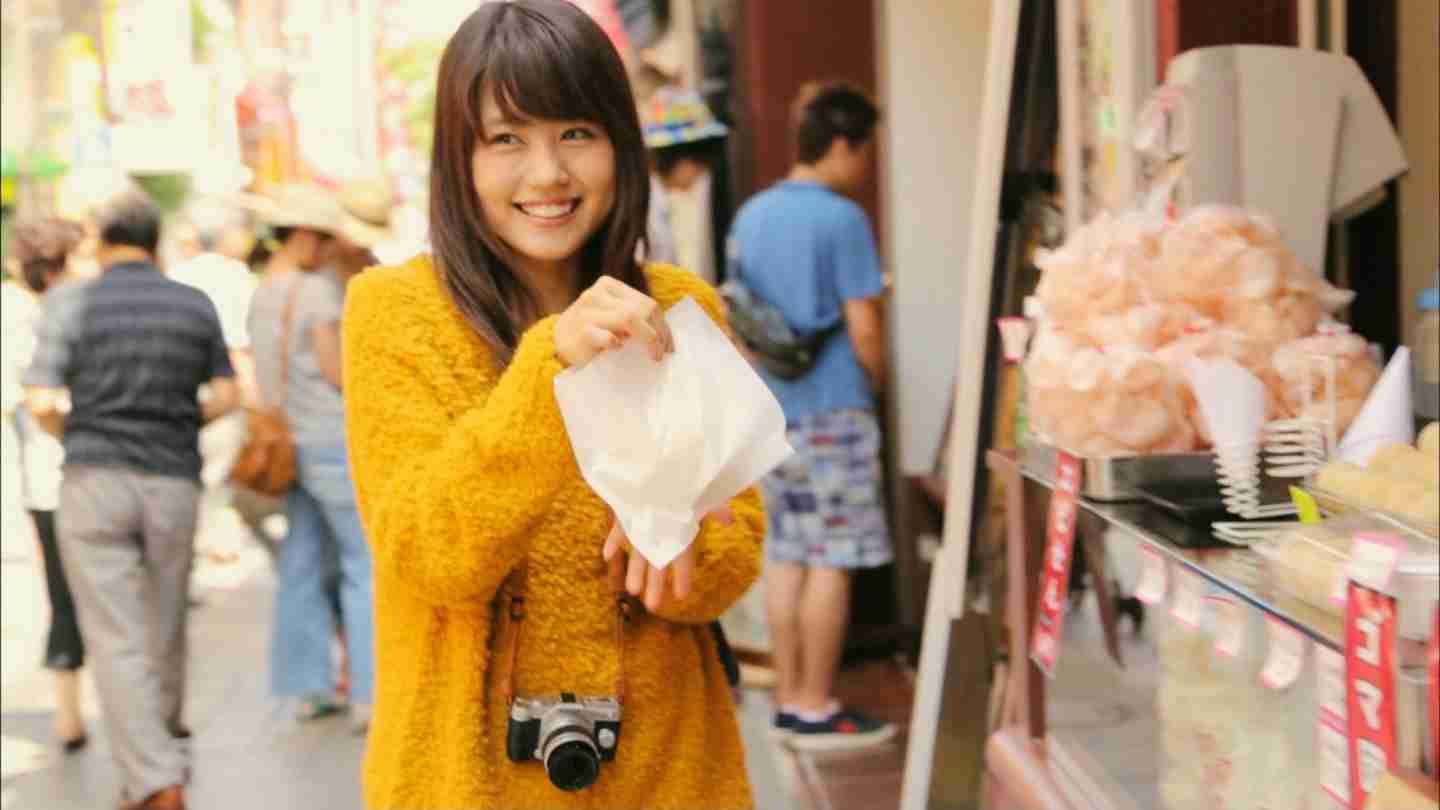 秋色の服を着た芸能人の画像を貼るトピ