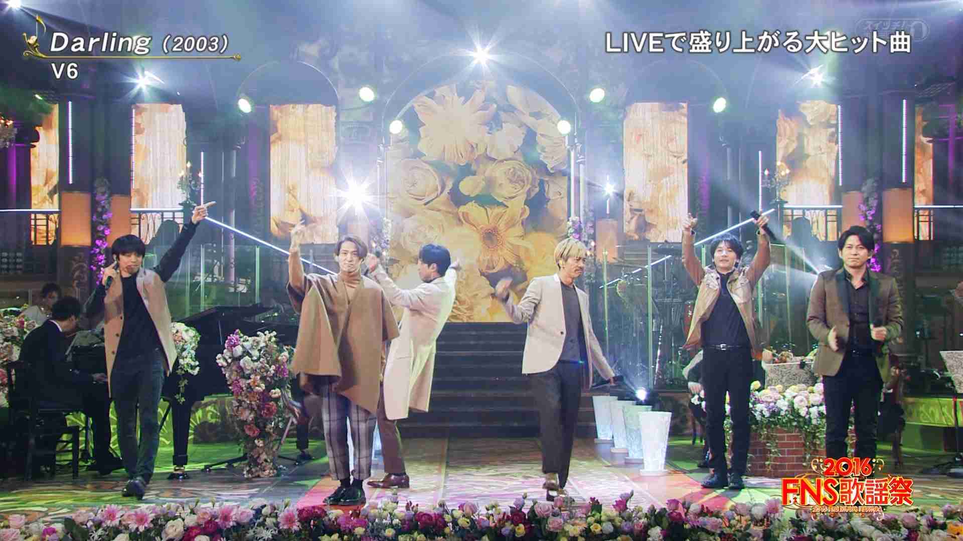 秋色の服を着た芸能人の画像を貼るトピ