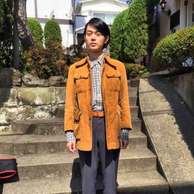 秋色の服を着た芸能人の画像を貼るトピ