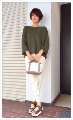 秋色の服を着た芸能人の画像を貼るトピ