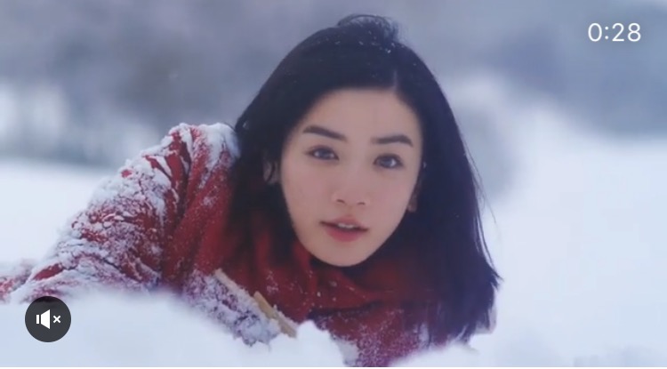 秋色の服を着た芸能人の画像を貼るトピ