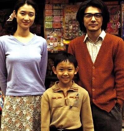 秋色の服を着た芸能人の画像を貼るトピ