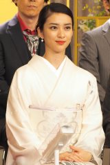武井咲が2018年の夏か秋に復帰か「産後なのに」と事務所に批判も?