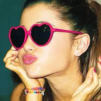 Ariana Grandeを貼るトピ♡